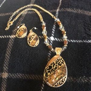 Necklace and pierced earrings